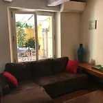 Appartement Place des lices Saint Tropez